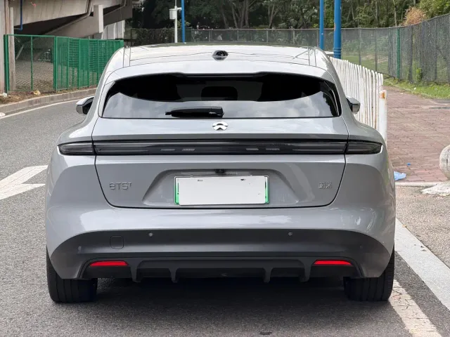 Nio ET5 Touring — Фото автомобиля 6