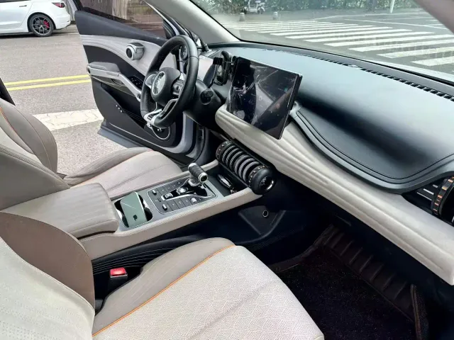 BYD Yuan PLUS — Фото автомобиля 9