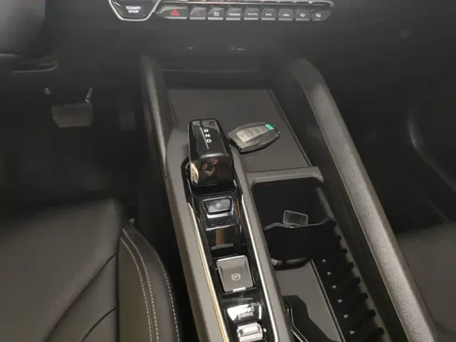 Geely Binrui — Фото автомобиля 13