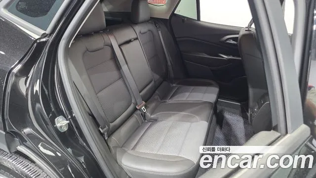 ChevroletGMDaewoo Trax Trax Кроссовер — Фото автомобиля 12