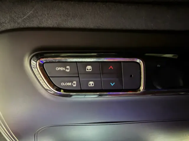 GAC Trumpchi M8 — Фото автомобиля 16