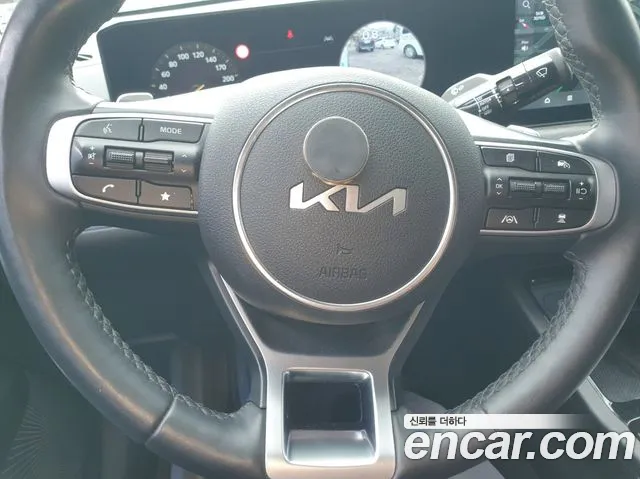 Kia K5 Generation 3 — Фото автомобиля 11