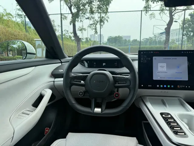 Xiaomi SU7 — Фото автомобиля 7