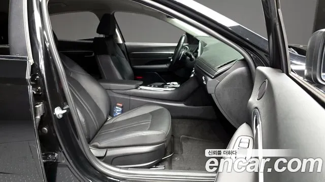 Hyundai Sonata Sonata (DN8) 2.0 LPG(Для проката) — Фото автомобиля 8
