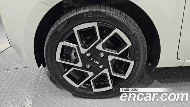 Kia RAY Новый Kia Ray Signature — Фото автомобиля 5