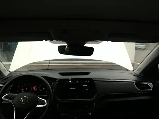 Volkswagen Tharu — Фото автомобиля 17