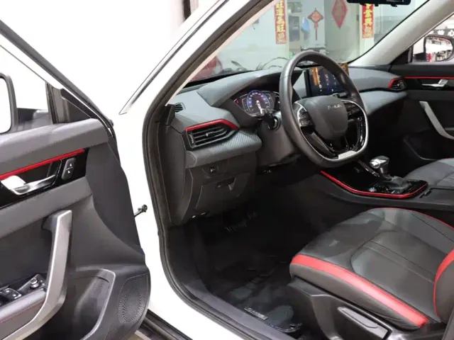 Dongfeng Yixuan GS — Фото автомобиля 9