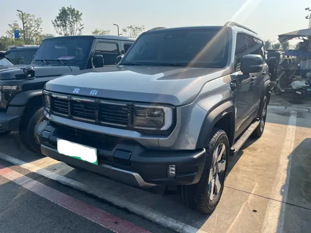 Фотография автомобиля — BAIC BJ40