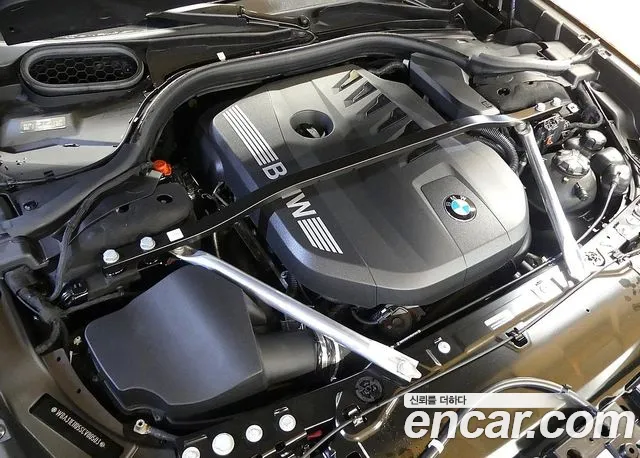 BMW 7-Series 7 серия (G70) 740i xDrive M Sport — Фото автомобиля 6