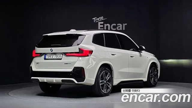 BMW X1 U11 — Фото автомобиля 2