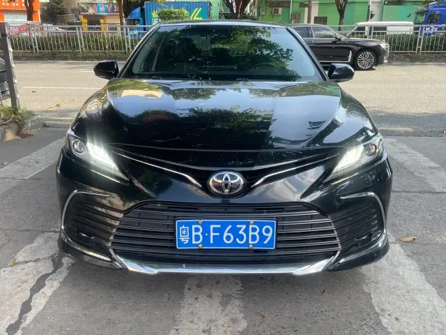 Toyota Camry — Фото автомобиля 2