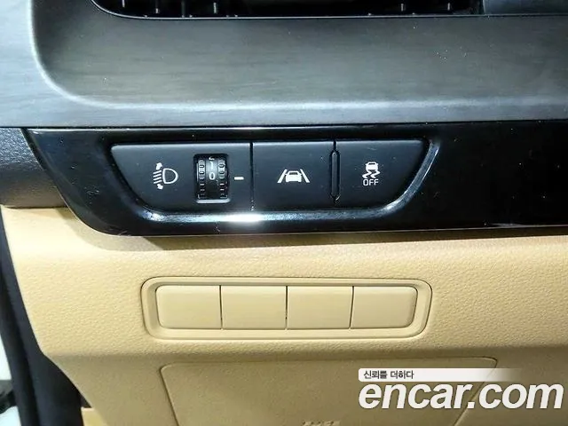 Kia Canival Carnival 4 поколение Дизель 11 мест Prestige — Фото автомобиля 14