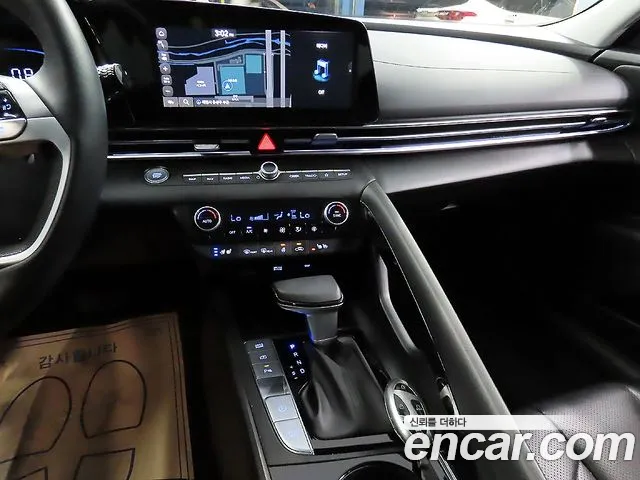 Hyundai Avante CN7 — Фото автомобиля 10