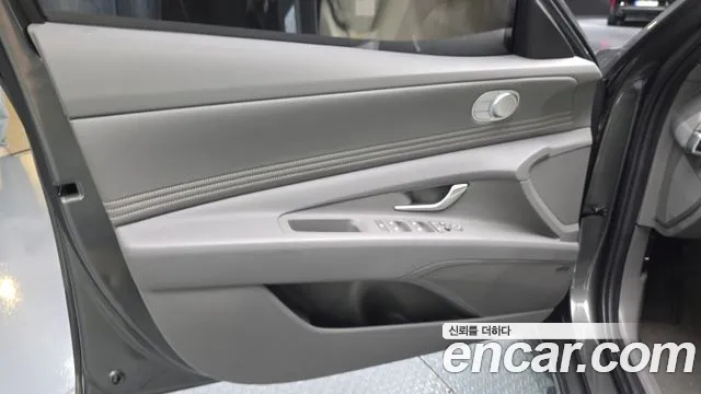 Hyundai AVANTE — Фото автомобиля 20