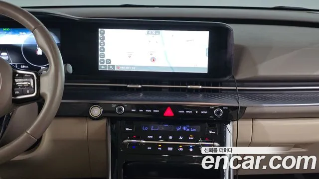 Kia Carnival Generation 4 — Фото автомобиля 20