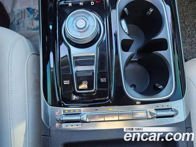 Kia Canival Carnival 4 поколение Бензин 7 мест Signature — Фото автомобиля 9
