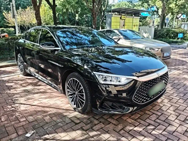 BYD Han — Фото автомобиля 3