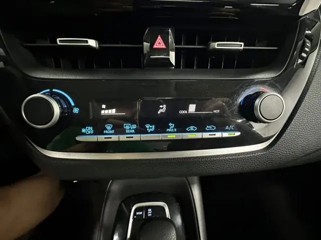 Toyota Corolla — Фото автомобиля 21
