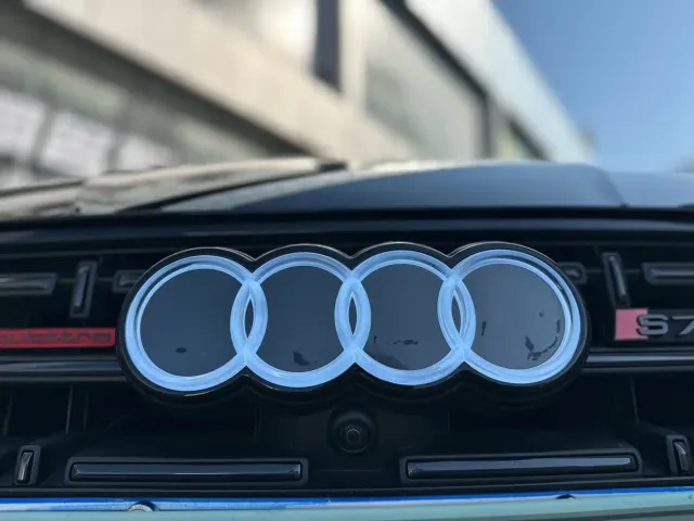 Audi A7L — Фото автомобиля 17