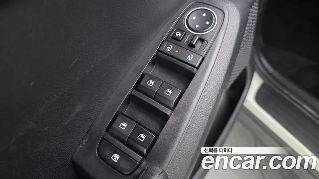Kia Seltos New — Фото автомобиля 24