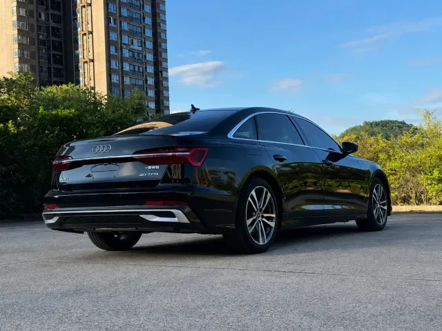 Audi A6L — Фото автомобиля 6