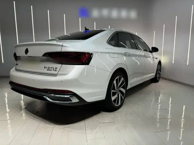 Volkswagen Sagitar — Фото автомобиля 20