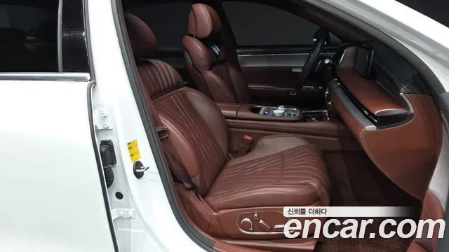 Genesis G90 Бензин 3.5 турбо AWD — Фото автомобиля 9