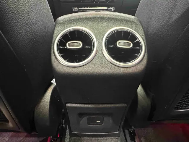 Mercedes-Benz A-Class — Фото автомобиля 15