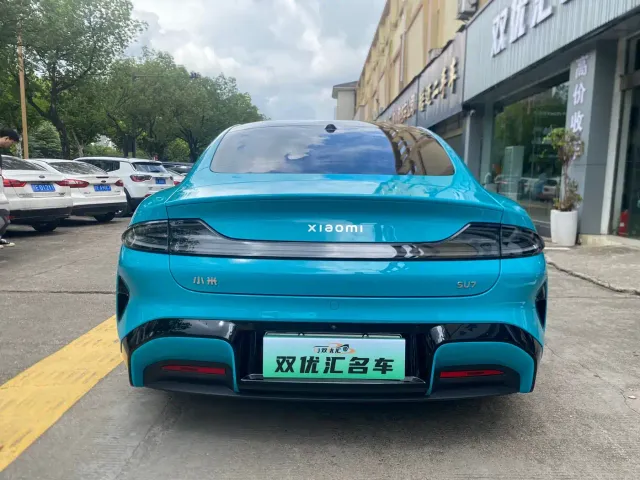 Xiaomi SU7 — Фото автомобиля 7