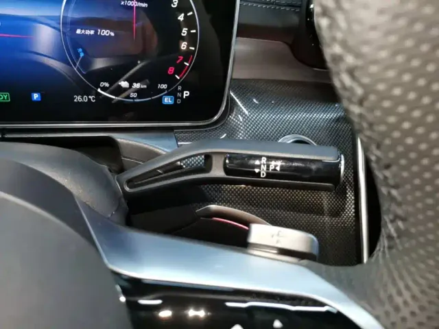 Mercedes-Benz Mercedes-Benz C-Class New Energy 2025 Facelift C 350 eL — Фото автомобиля 13