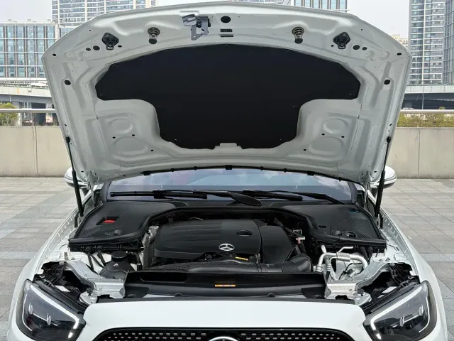 Mercedes-Benz E-Class — Фото автомобиля 13