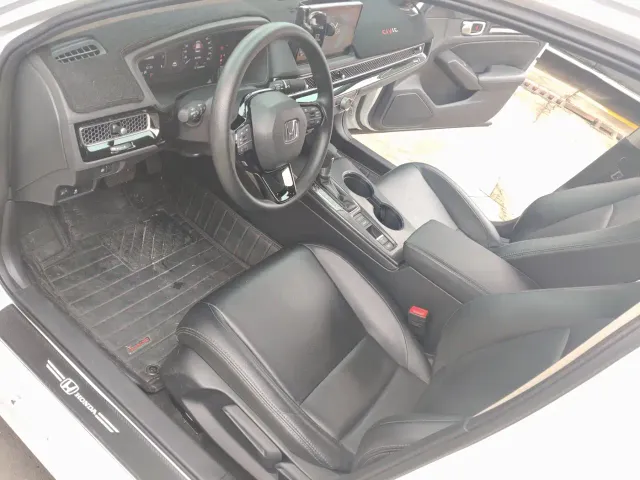 Honda Civic — Фото автомобиля 12