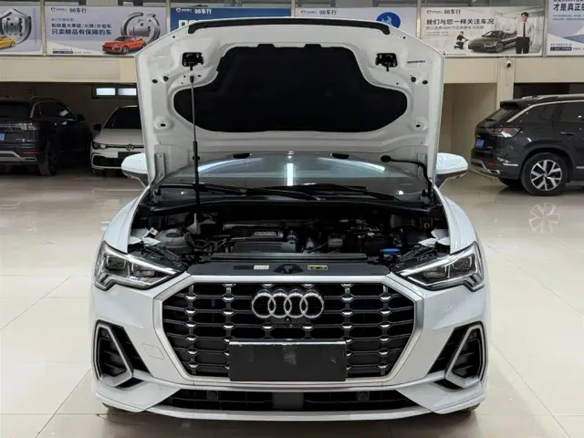 Audi Q3 — Фото автомобиля 7