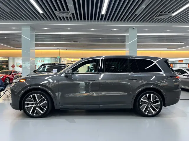 Li Auto L9 — Фото автомобиля 3