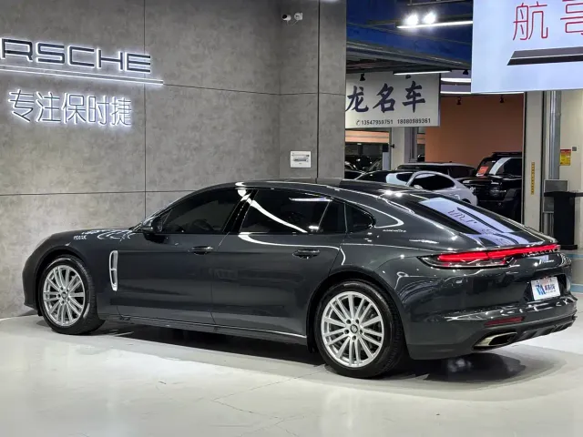 Porsche Panamera — Фото автомобиля 6