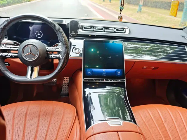 Mercedes-Benz S-Class — Фото автомобиля 8
