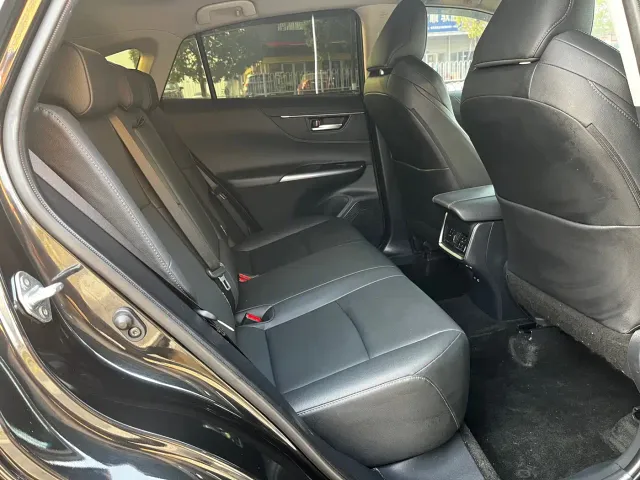 Toyota Venza — Фото автомобиля 11