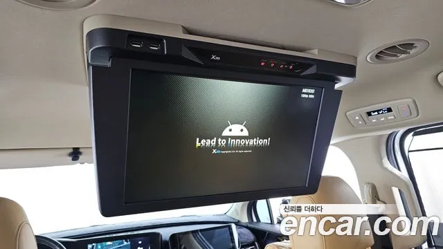 Kia Carnival Generation 4 — Фото автомобиля 17