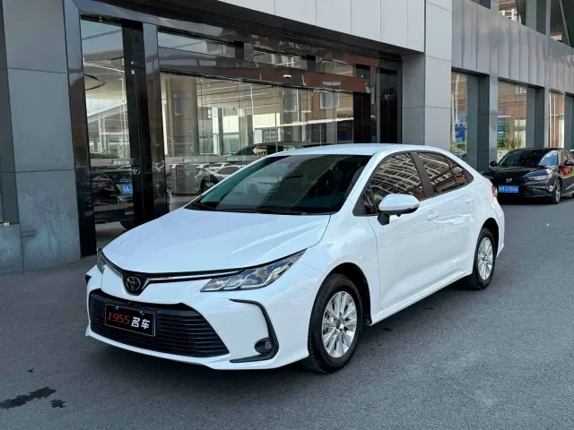 Фотография автомобиля — Toyota Corolla