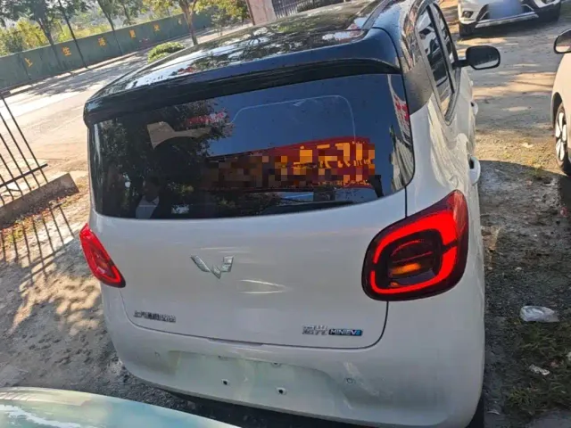 Wuling Hongguang Mini EV — Фото автомобиля 5