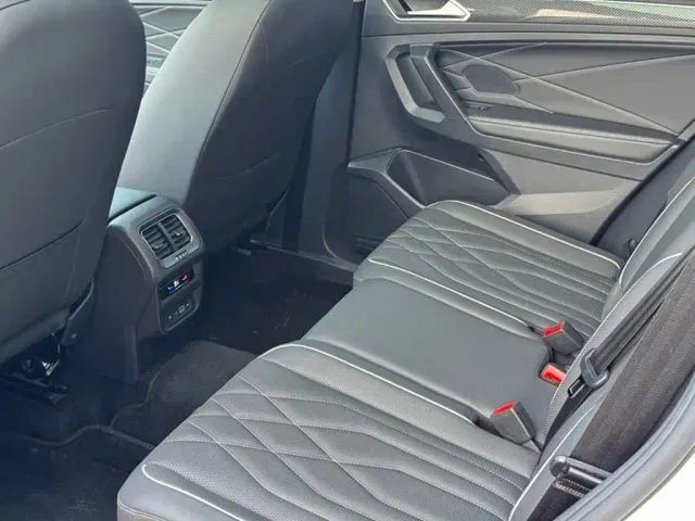 Volkswagen Tiguan L — Фото автомобиля 5