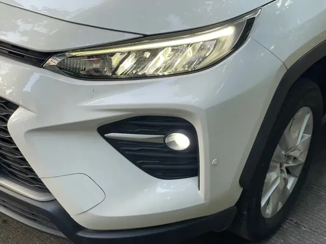 Toyota Wildlander 2022 Facelift 2.0L CVT 2WD Leading Edition — Фото автомобиля 2