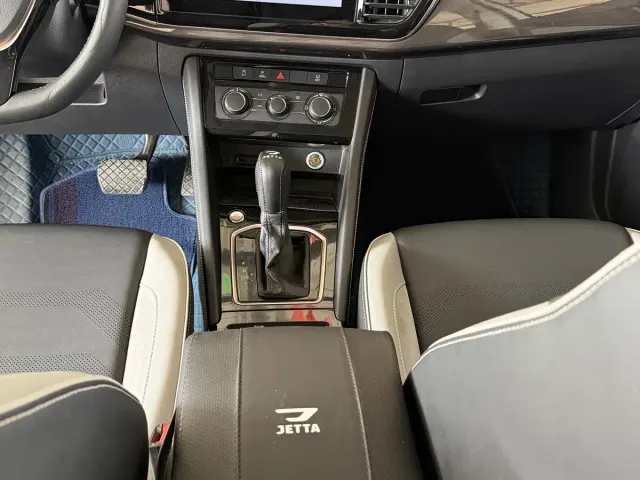 Jetta VS7 — Фото автомобиля 5