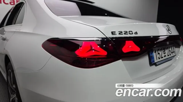 Mercedes-Benz E-Class W214 — Фото автомобиля 8