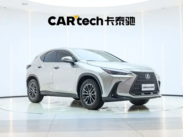 Lexus NX — Фото автомобиля 4