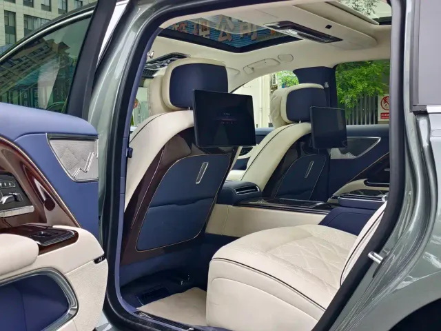 Hongqi Guoya — Фото автомобиля 9