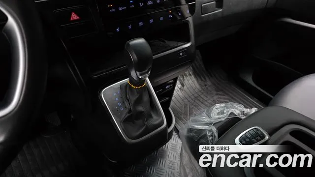 Hyundai Staria — Фото автомобиля 9