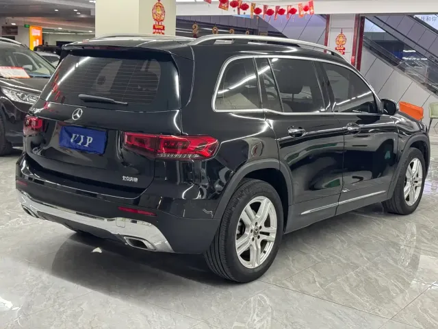 Mercedes-Benz Mercedes-Benz GLB 2022 Model GLB 200 Dynamic Edition — Фото автомобиля 4