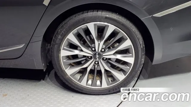 Kia K8 2.5 Бензин 2WD — Фото автомобиля 21