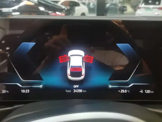 BMW i3 — Фото автомобиля 14